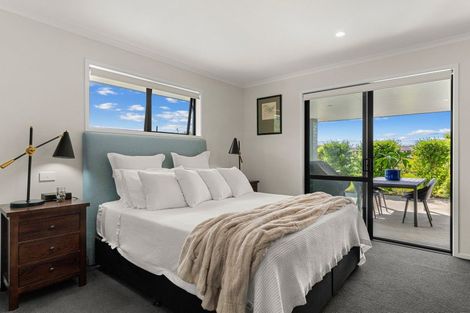 Photo of property in 32 Robert Hastie Drive, Mangawhai, 0573