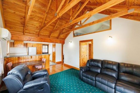 Photo of property in 121/123 High Street, Bulls, 4818