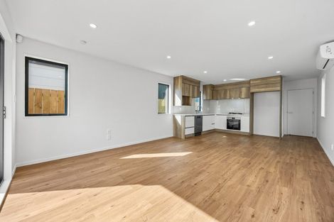 Photo of property in 25 John Gray Street, Papakura, 2110