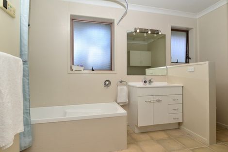 Photo of property in 48 Ranui Street, Dinsdale, Hamilton, 3204