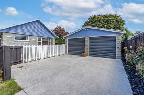 Photo of property in 11 Woodbury Street, Avonhead, Christchurch, 8042
