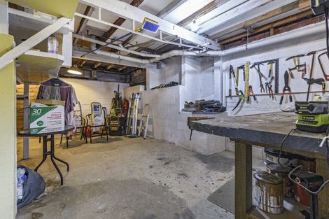 Photo of property in 108 Fourth Avenue, Tauranga, 3110