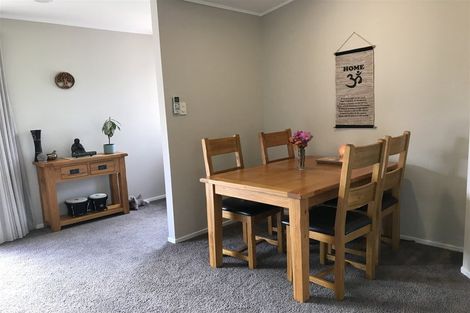 Photo of property in 2 Estaugh Close, Kauri, Kamo, 0185