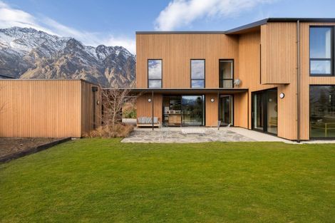 Photo of property in 3 Torridon Court, Jacks Point, Queenstown, 9371