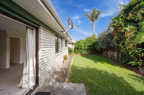 Photo of property in 2/1355 Hinemoa Street, Rotorua, 3010