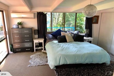 Photo of property in 17 Karen Road, Laingholm, Auckland, 0604