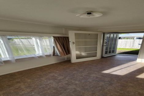 Photo of property in 2/46 Salisbury Road, Birkdale, Auckland, 0626