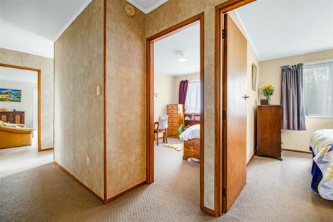 Photo of property in 6 Cherry Tree Place, Massey, Auckland, 0614