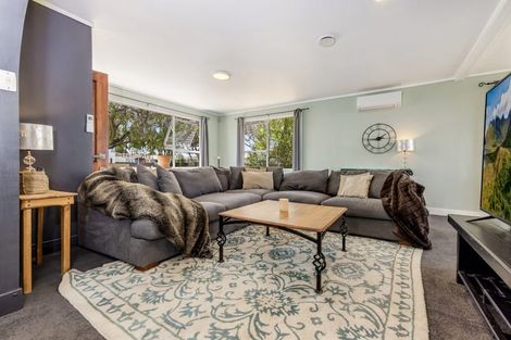 Photo of property in 11 Goodwin Drive, Rosehill, Papakura, 2113