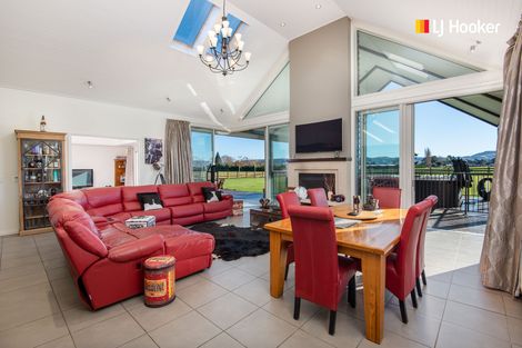 Photo of property in 100 Wingatui Road, Mosgiel, 9024