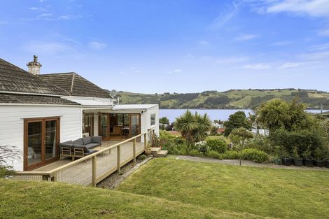 Photo of property in 1 Seddon Street, Ravensbourne, Dunedin, 9022