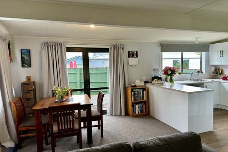 Photo of property in 64 Rhodes Drive, Kelvin Grove, Palmerston North, 4414