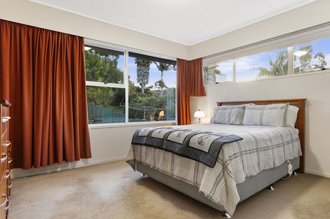 Photo of property in 11 Grassmere Road, Henderson Valley, Auckland, 0612