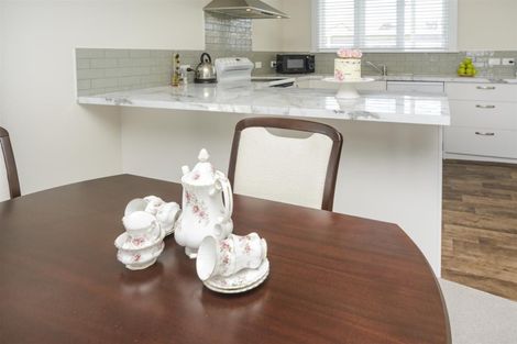 Photo of property in 7 Station Road, Marton, 4710