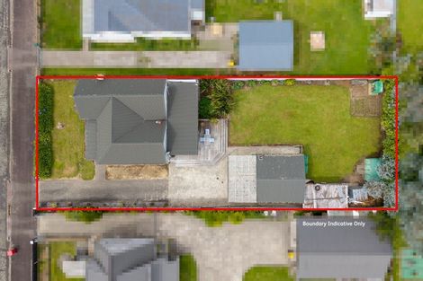 Photo of property in 9 Ross Street, Woodville, 4920