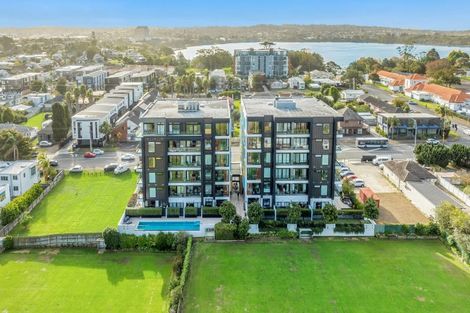 Photo of property in Frank Sargeson Apts, 1/74g Anzac Street, Takapuna, Auckland, 0622