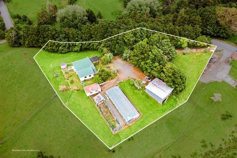 Photo of property in 206 Bint Road, Maungakaramea, Whangarei, 0178