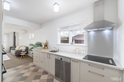 Photo of property in 1/598 Fergusson Drive, Trentham, Upper Hutt, 5018