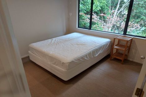 Photo of property in 15 Wainoni Heights, Greenhithe, Auckland, 0632