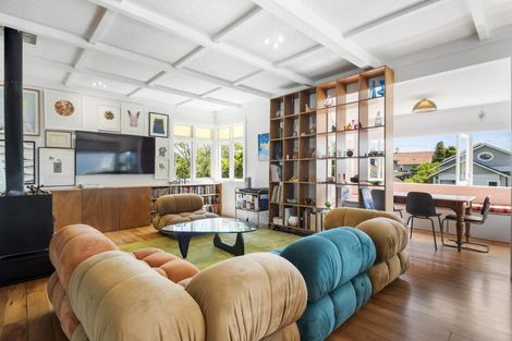 Photo of property in 72 West End Road, Westmere, Auckland, 1022