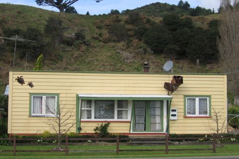 Photo of property in 780 Thames Coast Sh25 Road, Tapu, Thames, 3575