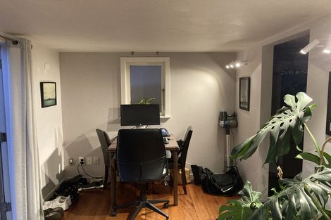 Photo of property in 42 Rhine Street, Island Bay, Wellington, 6023