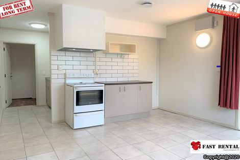 Photo of property in 132 Rangatira Road, Beach Haven, Auckland, 0626