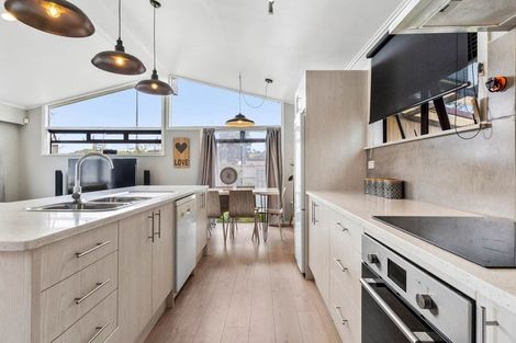 Photo of property in 35 Dominion Road, Papakura, 2110