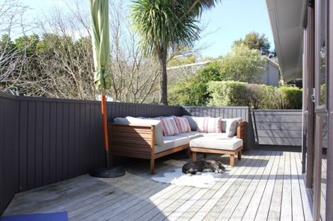 Photo of property in 90 William Bayes Place, Red Beach, 0932