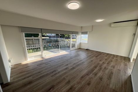 Photo of property in 1/146 Ennis Avenue, Pakuranga Heights, Auckland, 2010