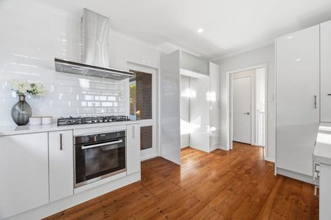Photo of property in 24 Gills Road, Bucklands Beach, Auckland, 2014