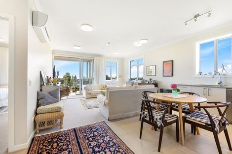 Photo of property in 110 Rewa Rewa Lane, Orewa, 0931