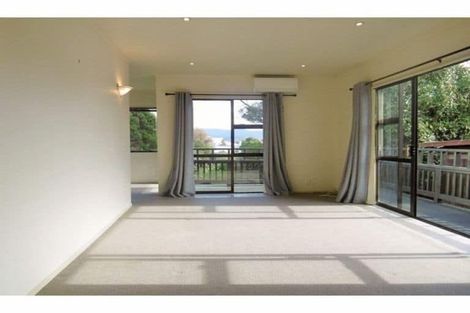 Photo of property in 2/36 Takapu Street, Henderson, Auckland, 0612