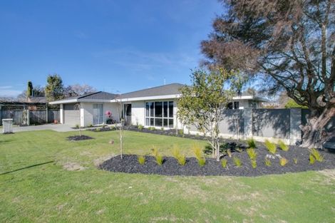Photo of property in 2 Fern Grove, Taradale, Napier, 4112