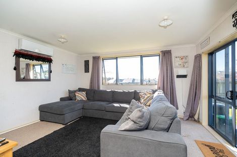 Photo of property in 23 Pointon Glade, Grandview Heights, Hamilton, 3200