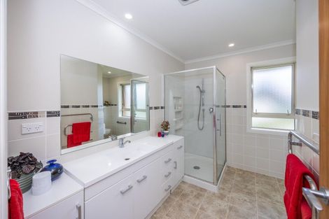 Photo of property in 69 Saint Leger Road, Te Awamutu, 3875