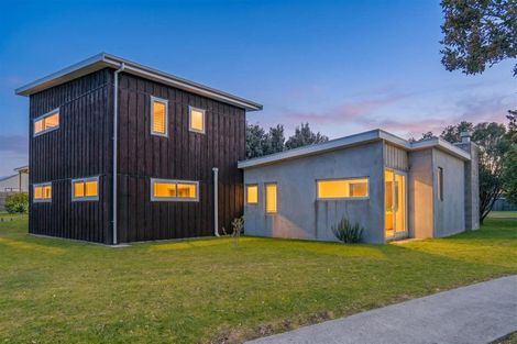 Photo of property in 111 Kauri Crescent, Matarangi, Whitianga, 3592