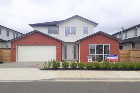 Photo of property in 6 Rauaruhe Road, Karaka, Papakura, 2113