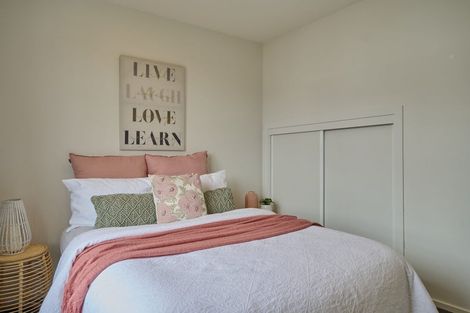 Photo of property in 2/484 Ilam Road, Bryndwr, Christchurch, 8052