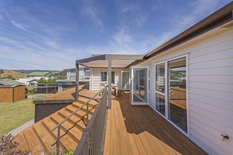 Photo of property in 105 Centennial Drive, Whitianga, 3510
