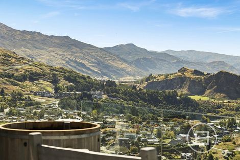 Photo of property in 12 Crows Nest Road, Arthurs Point, Queenstown, 9371