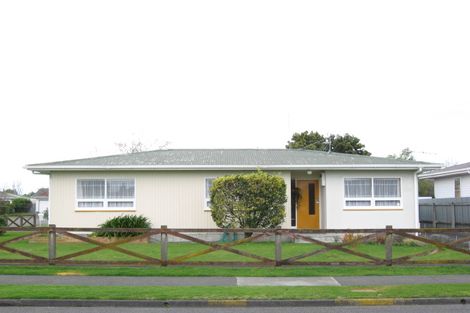Photo of property in 50 James Foley Avenue, Pirimai, Napier, 4112