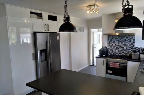 Photo of property in 16 Kohekohe Crescent, Meremere, Mercer, 2474