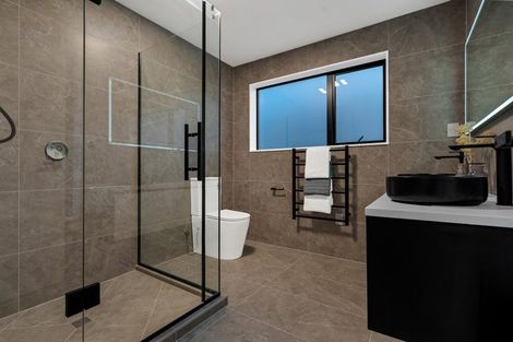 Photo of property in 10 Kotuitui Drive, Wainui, 0992