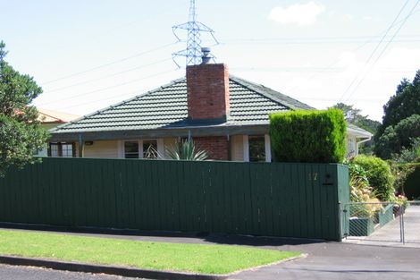Photo of property in 17 Connell Street, Blockhouse Bay, Auckland, 0600