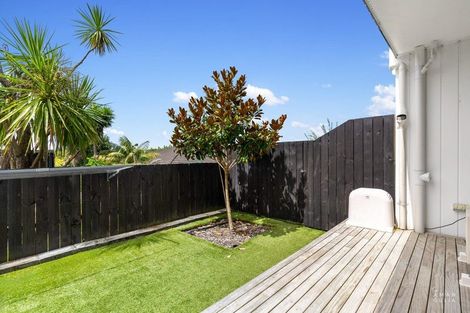 Photo of property in 8/144 Titirangi Road, New Lynn, Auckland, 0600