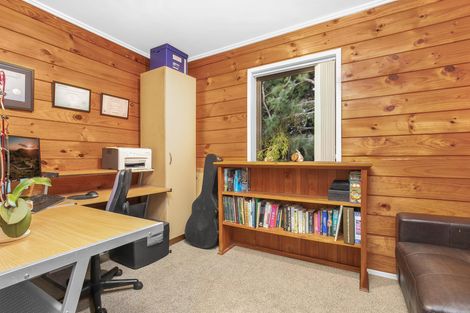 Photo of property in 22 Calluna Crescent, Totara Heights, Auckland, 2105