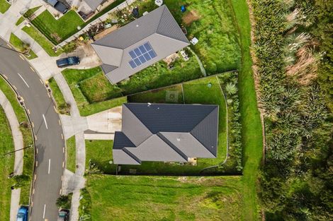 Photo of property in 19 Tahuna Minhinnick Drive, Glenbrook, Waiuku, 2681