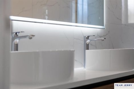 Photo of property in 5 Rarangi Mai Lane, Karaka, 2113