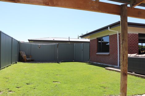 Photo of property in 8 Clutha Street, Alexandra, 9320